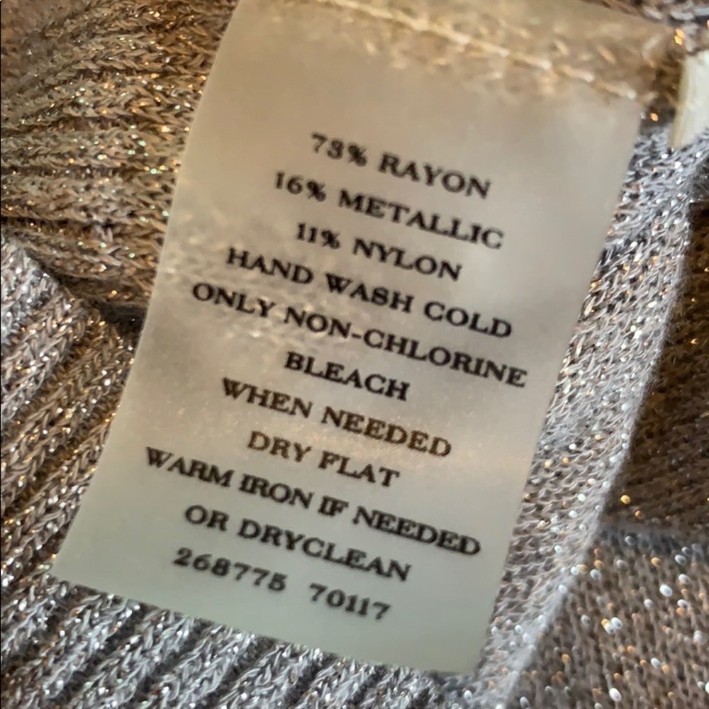 Ann Taylor sleeveless metallic silver cowl neck top Size Small - Picture 8 of 8
